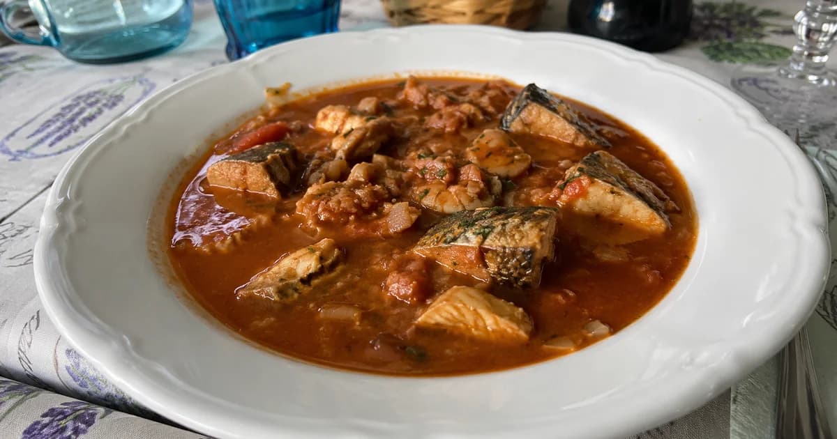 Boreto alla gradese, stufato di pesce povero con aceto bianco e pepe nero 1