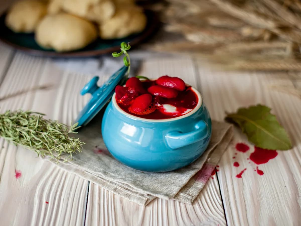 Strawberries with red wine 7